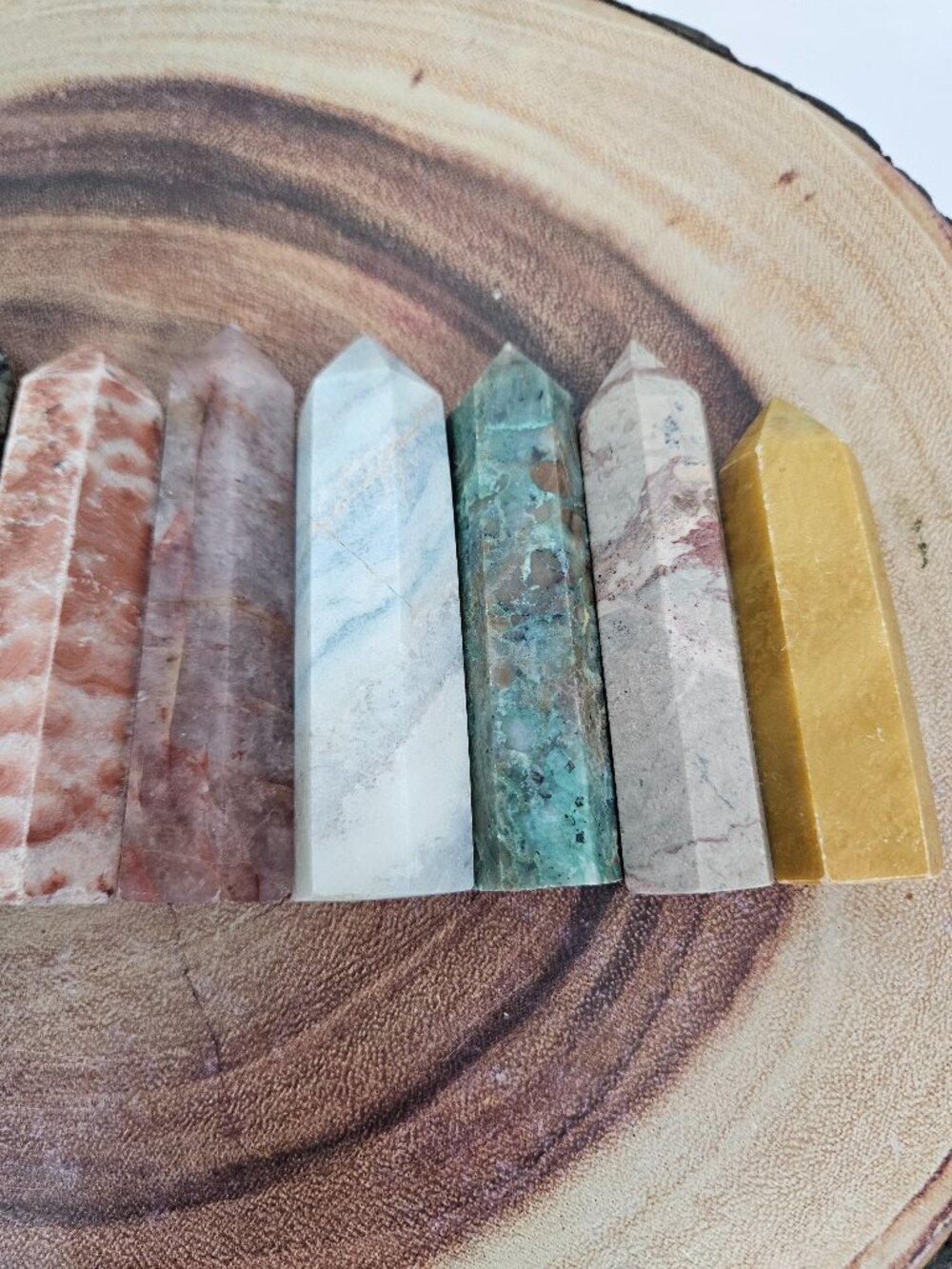 Bundle of 9 Assorted Crystal Stone Obelisk Point Tower Set - Picture 4 of 6